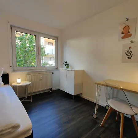 85Qm, 4 Bedroom, Parking, King-Bed, Wifi, Netflix Waiblingen  Exterior foto