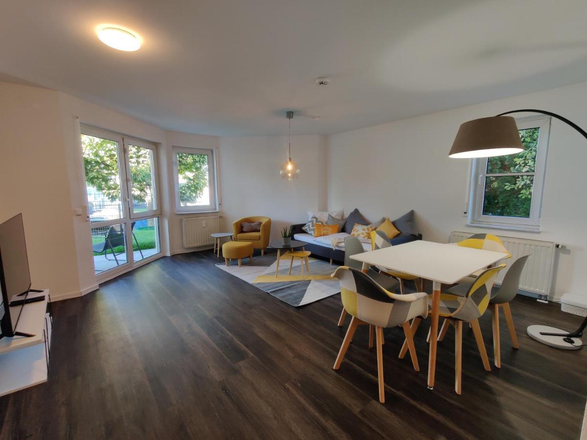 Apartment 85qm, 4 Bedroom, Parking, King-bed, Wifi, Netflix *